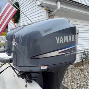 Livraison rapide Moteur hors-bord Yamahhaas disponible dès maintenant Moteur de qualité supérieure Parfait pour les débutants et les experts - Product Image 3