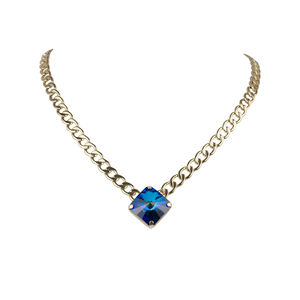 สร้อยคอทองเหลืองคุณภาพสูงสำหรับผู้หญิง ผลิตในอิตาลี ประดับด้วยพลอยสีน้ำเงินทรงสี่เหลี่ยม - Product Image 2