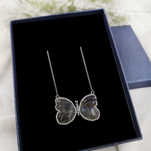 Joyería de moda al por mayor para mujer, collar de cadena de cable de mariposa con piedras preciosas de labradorita con ajustes de garra pavimentada para regalo - Product Image 5