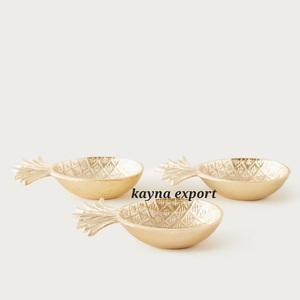 Juego de 3 tazones de lujo de aluminio con diseño de piña, pulidos, ecológicos, para nueces y dátiles, de Royal Wholesale Handicraft - Product Image 1