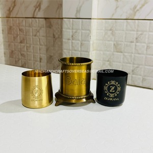 Forme arrondie de pot de bougie en métal fantaisie de haute qualité avec une caractéristique naturelle de conception de logo de qualité supérieure à des fins décoratives - Product Image 3