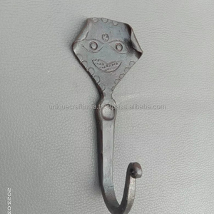 Crochet mural en fer forgé rustique de qualité supérieure fait à la main forgeron nouveauté crochet cuisine salle de bain utilisation - Product Image 1