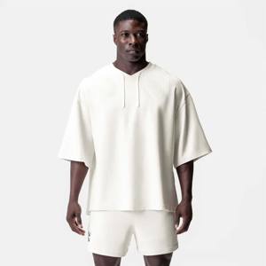 T-shirt surdimensionné confortable et tendance pour homme avec coupe ample pour le style streetwear urbain - Product Image 1