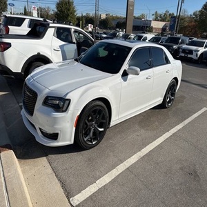 Chrysler 300 2021 en Perfecto Estado - Product Image 1