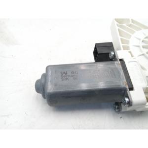 Moteur électrique de lève-vitre avant droit pour VOLKSWAGEN Golf 7 Berline (12>) 5Q4959802B - Product Image 2