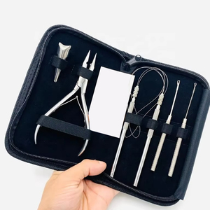 Kit d'outils de pose d'extensions capillaires mini salon de haute qualité comprenant ciseaux, pinces à cheveux, aiguille C et fil à tisser, pinces à coudre - Product Image 2