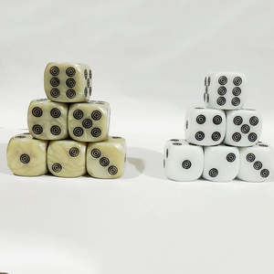 ลูกเต๋า TIMELESS CRAFT XCL รุ่น Bone D6 ขนาด 14 มม. ผลิตจากวัสดุรักษ์โลก ทำด้วยมือ รูปทรงการ์ตูน ดีไซน์มุมฉาก เหมาะสำหรับงานสังสรรค์ครอบครัว/งานปาร์ตี้ - Product Image 2