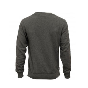 Sudadera de rendimiento para hombre, diseñada con un tejido cálido y transpirable que mantiene a los usuarios preparados para momentos al aire libre y actividades climáticas. - Product Image 2