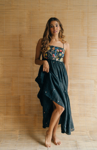 Vestidos largos hasta el tobillo sin mangas con estilo para mujer Ropa de resort Diseño de espalda bordado sexy Moda hasta el suelo Natural - Product Image 6