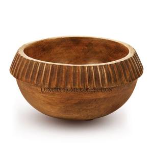 Wooden <b>Bowl</b> with a Smooth Finished and <b>Deep</b> Rich Color Ideal for Serving Soups or Salads in a Chic and Sophisticated Way - Product Image 2