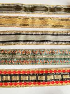 Cinta de Encaje Jacquard Paisley Vintage Dorada con Lentejuelas, Hecha a Mano, 100% Poliéster, Soluble en Agua, para Decoración de Vestidos - Product Image 2