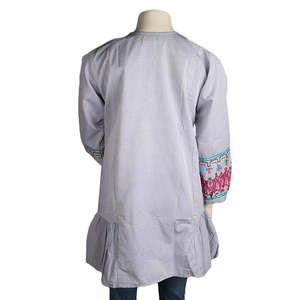 เสื้อปักลายผู้หญิง - สีเทาอ่อน - Product Image 2