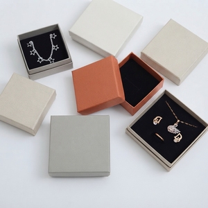 Boîte à bijoux de luxe en carton pour bagues, bracelets, colliers et boucles d'oreilles – Emballage personnalisé - Product Image 2