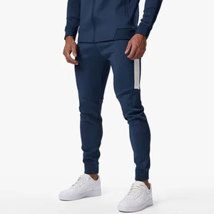 Survêtements d'hiver pour hommes tendance - Logo personnalisé OEM, 100% coton molletonné respirant, couleurs et tailles personnalisées - Product Image 4