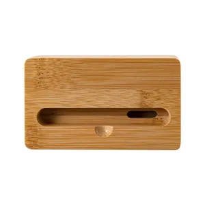 Organizer da Scrivania Personalizzato in Bambù a Forma di Carota, Gadget Unico per Amplificare il Tuo Spazio di Lavoro - Product Image 3