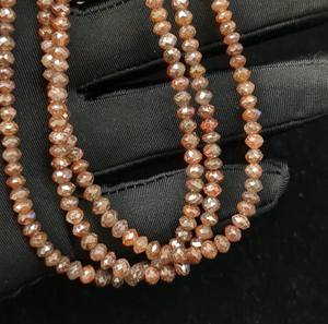 ลูกปัดเพชรแชมเปญสีแดงทรงรอนเดลล์ขนาด 3-4.5 มม. คุณภาพเกรด AAA+ วัสดุทำเครื่องประดับจากหินธรรมชาติสำหรับสร้อยคอประดับลูกปัด - Product Image 2