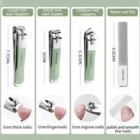 Vente en gros d'instruments KAAMIR, ensemble de manucure et pédicure professionnel de haute qualité 4 en 1, 18 pièces, en acier inoxydable, léger et réutilisable