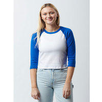 Kaos Crop Top Wanita Slim Fit Lengan Raglan 3/4 dengan Pola Lubang Berlian 3D dan Kancing Berongga yang Dapat Dikustomisasi