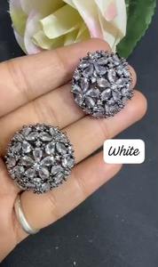 Pendientes de Lujo Modernos de Primera Calidad, Minimalistas, Ligeros, Perfectos para Fiestas, Hermoso Diseño, Cómodos para Usar Todo el Día - Product Image 6