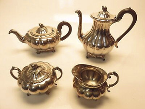 Design de luxe Ensemble communautaire de 4 pièces plaqué or pour la maison Hôtel et ustensiles de cuisine Vaisselle Service à thé et café Service à café décoratif - Product Image 5