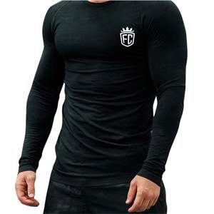 T-shirt d'entraînement à manches longues sans couture en camouflage gaufré pour homme, léger et extensible, idéal pour la salle de sport et le fitness - Product Image 6