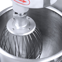 Mini mélangeur à gâteau électrique 7 litres Mélangeur à pâte sur support Utilisation domestique et commerciale avec conception de levage de bol et boîtier en plastique à usage domestique