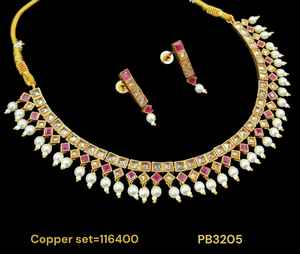 Premium forma cuadrada hermosa impresionante Kundan tachonado colgante chapado en oro cobre boda joyería con pendientes conjunto para mujer - Product Image 3