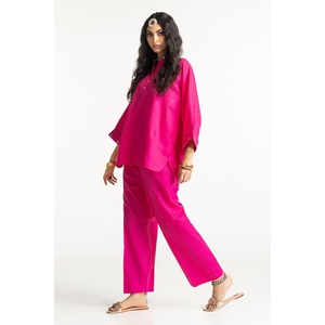 Camisa y Pantalón Casual con Adornos Teñidos Dobby KST-43324 para Primavera/Verano con Mangas Tres Cuartos - Product Image 1