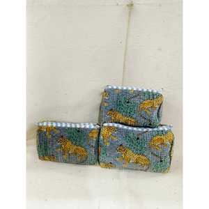 Bolsa de Maquillaje Bohemia de Jaipur, Grande, de Terciopelo Estampado, con Cierre, Portátil, Práctica, con Letras Bordadas, Asa Suave - Product Image 1