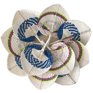 Abanico de Bambú Vintage Hecho a Mano en Vietnam - Product Image 6