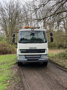 Camión volquete con hiab - Product Image 2