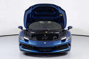 Auto Deportivo Híbrido V6 Biturbo 2024 Usado, Cabina de Cuero Premium, Tecnología Moderna de Asistencia al Conductor, Suministrado de Japón - Product Image 5