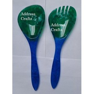 Ensemble de serveurs à salade en résine de style élégant, ensemble de cuillères et de fourchettes de service polyvalentes, poignée confortable, pinces à salade en résine pour la maison, l'hôtel, la salle à manger - Product Image 2