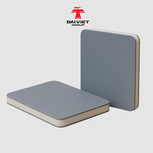 Panneau de mousse de PVC 17mm 0.67G/cm3 Surface brillante lisse Durable léger Anti UV résistant à l'eau résistant aux termites Vietnam - Product Image 1