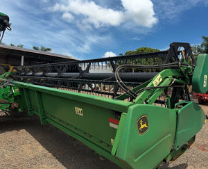 Tractor de Ruedas John Deere X750 Usado, 20 HP, Motor en Excelentes Condiciones para Agricultura con Bomba y Caja de Cambios - Product Image 3