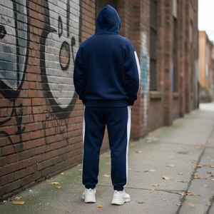 Conjunto Deportivo de Hombre de Algodón 100% de Alta Calidad OEM, Nuevo Conjunto Deportivo de Moda con Bolsillos Laterales y Estampado para Chicos - Product Image 5