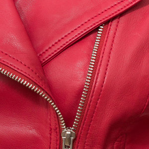 Chaquetas de cuero informales para mujer de calidad superior transpirable cómodo tejido satinado cremallera frontal colores personalizados temporada de otoño - Product Image 6