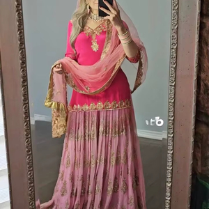 Lehenga Choli de Diseño de Alta Calidad en Georgette Sintética con Bordado de Lentejuelas de 5mm, Estilo Tradicional Indio para Verano e Invierno - Product Image 1