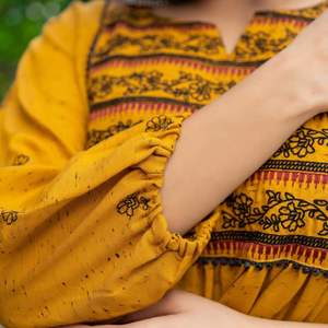 Nueva llegada, precio de fabricante, último cuello, tela de rayón, indio, bordado, corto, señoras, Ropa Étnica, Túnica superior, impresión Digital - Product Image 5