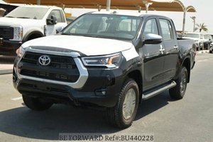 Mejor Oferta Para Nuevo |   Toyota Hilux Legend RS 2.8 GD-6 Doble Cabina Pick-Up LHD Usada, Años 2015-2026 |   Volante a la Derecha - Product Image 5
