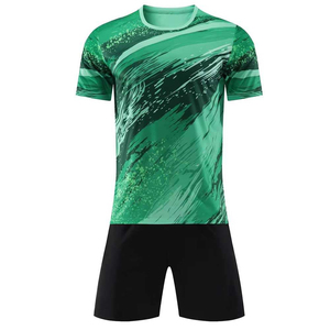 Maillots de football personnalisés fabriqués en usine, respirants, 100 % polyester, manches courtes, promotionnels - Product Image 1
