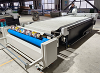 Máquina automática de impresión y fabricación de letreros planos CNC, cortador de vinilo servoaccionado con mesa de corte de contorno de cámara CCD