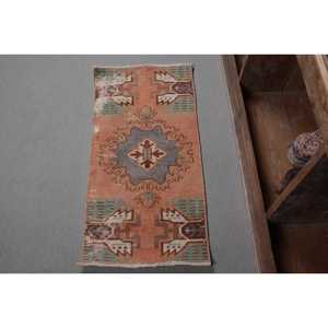 Alfombra de lana turca Vintage gris naranja 1,3X2,8 pies Boho área grande habitación cabecera Patchwork patrón látex Rectangular diseño de pasillo - Product Image 1