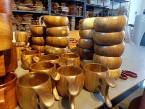 Cuencos de Madera de Acacia y Teca Hechos a Mano, Ecológicos, de Diseño Moderno y Alta Calidad, en Varios Tamaños y Formas, de Vietnam - Product Image 6