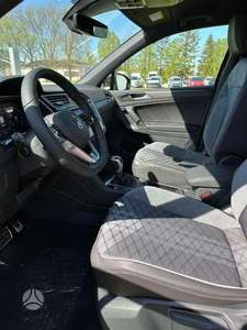 2022 Nueva condición Coches usados Caja de cambios automática Cuero oscuro Interior FWD Drive R18 Tamaño del neumático Euro VI Emisión Estándar Trasero - Product Image 5