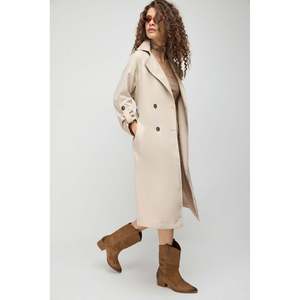 Gabardina Larga Beige con Cinturón - Product Image 2