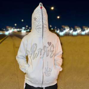 Sudadera con capucha y sudadera con cremallera de gran tamaño para hombre, ropa de calle de algodón 100% con estampado de diamantes de imitación y logotipo personalizado para invierno - Product Image 4