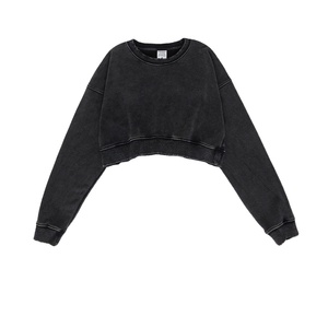 Sudadera Deportiva Corta Personalizada con Logotipo, Corte Holgado, Manga Larga con Hombros Caídos, para Mujer - Product Image 2