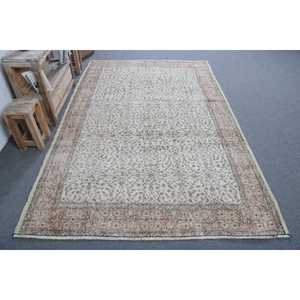 พรมขนสัตว์วินเทจขนาด 5.3x8.2 ฟุต พรมต่อผ้าสไตล์ตุรกีขนาดใหญ่ ขอบสีเทา พร้อมแผ่นรองหลังทำจากยางลาเท็กซ์ - Product Image 1