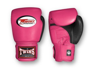 Guantes de Boxeo MMA de Cuero Hechos a Medida Twins Muay Thai - Agarre Profesional para Entrenamiento en Exteriores, Secado Rápido, Ligeros - Product Image 5